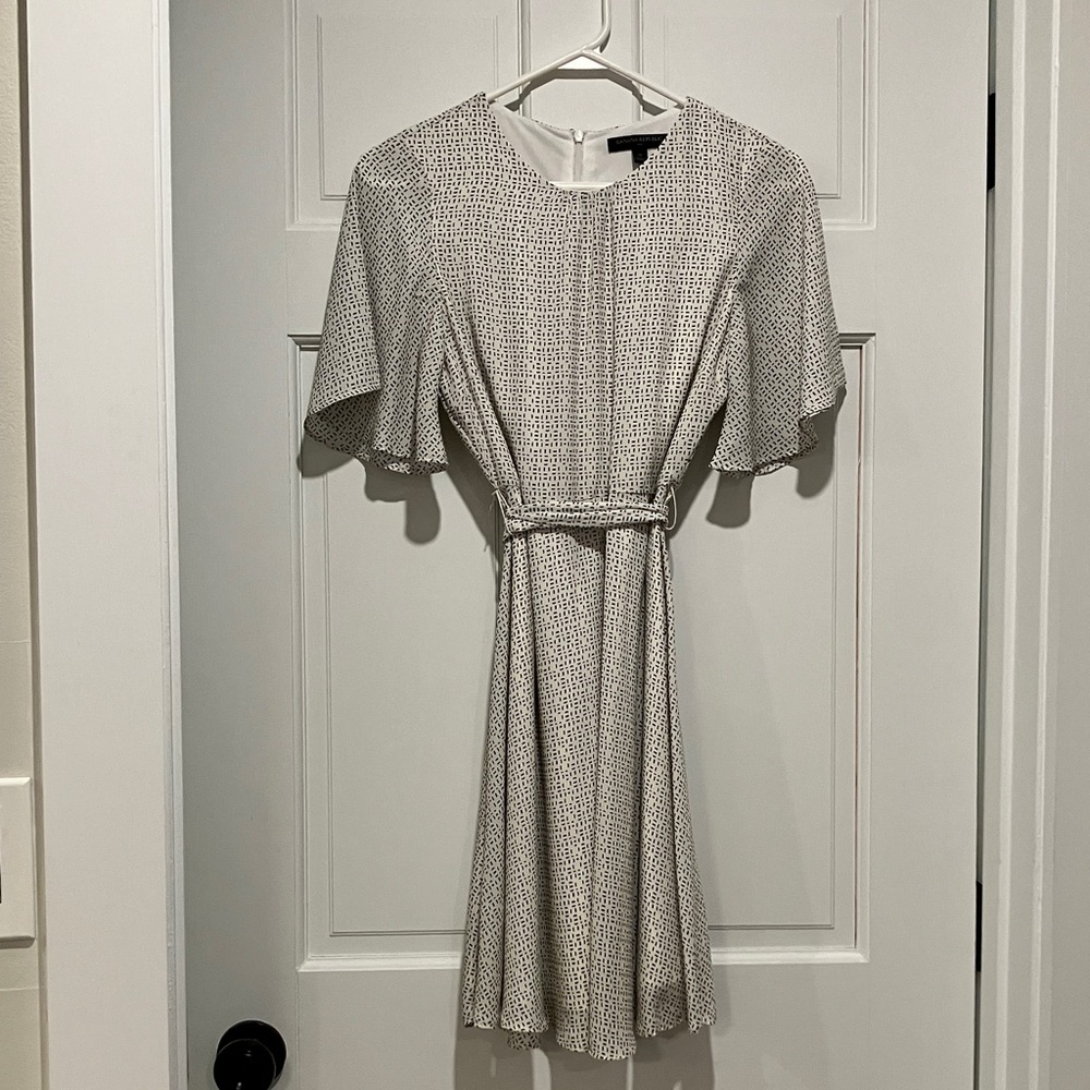 Banana Republic White and Black Midi Dress with Waist Tie and Flutter Sleeves